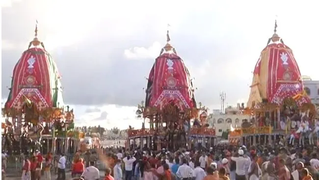 ମୁଖ୍ୟମନ୍ତ୍ରୀ ମୃତକଙ୍କ ପରିବାରକୁ ୨୫ ଲକ୍ଷ ଟଙ୍କାର ସହାୟତା ରାଶି ଘୋଷଣା କରିଛନ୍ତି । ମୁଖ୍ୟମନ୍ତ୍ରୀ ମୃତକଙ୍କ ପରିବାରକୁ ୨୫ ଲକ୍ଷ ଟଙ୍କାର ସହାୟତା ରାଶି ଘୋଷଣା କରିଛନ୍ତି ।