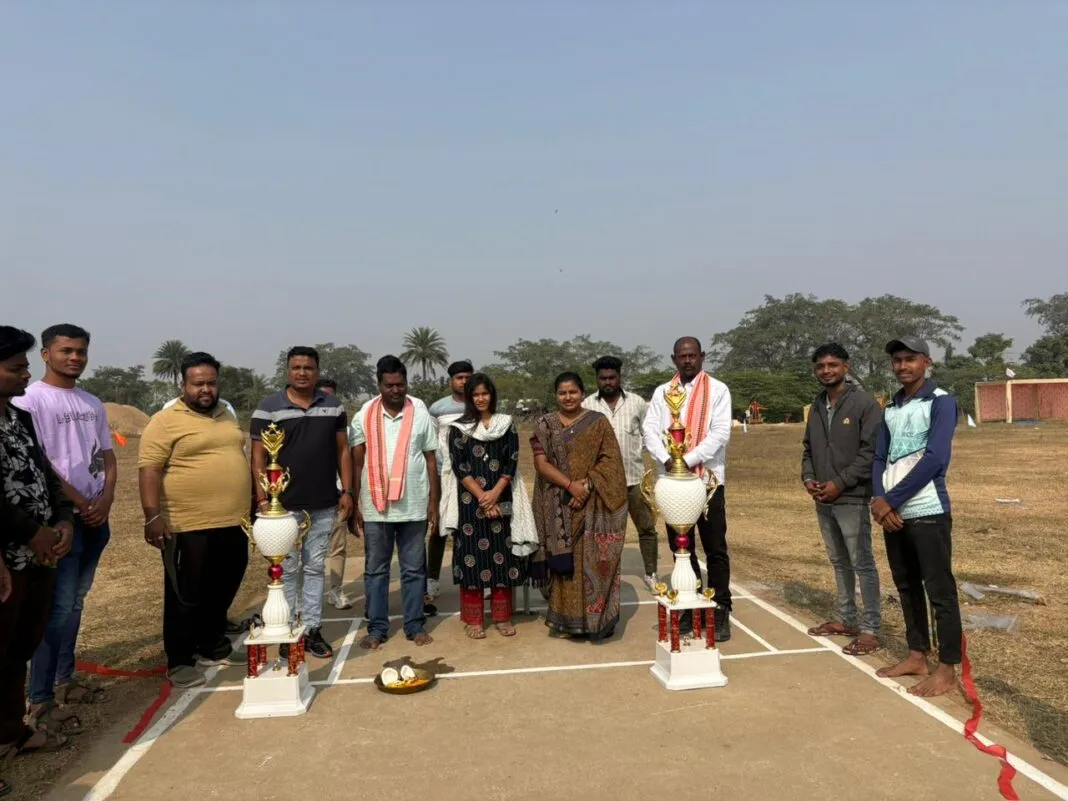 କ୍ରିକେଟ ଟୁର୍ନାମେଣ୍ଟ ଅନୁଷ୍ଠିତ।