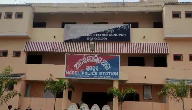 ଭିଡ଼ିଓ ଜାରିକରି ଆତ୍ମହତ୍ୟା କଲେ ଦମ୍ପତ୍ତି।